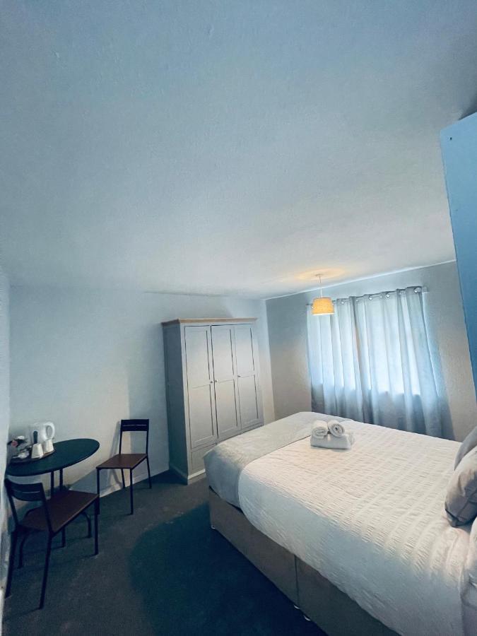 II Comfortable Room, Shared House Almondsbury Exteriör bild