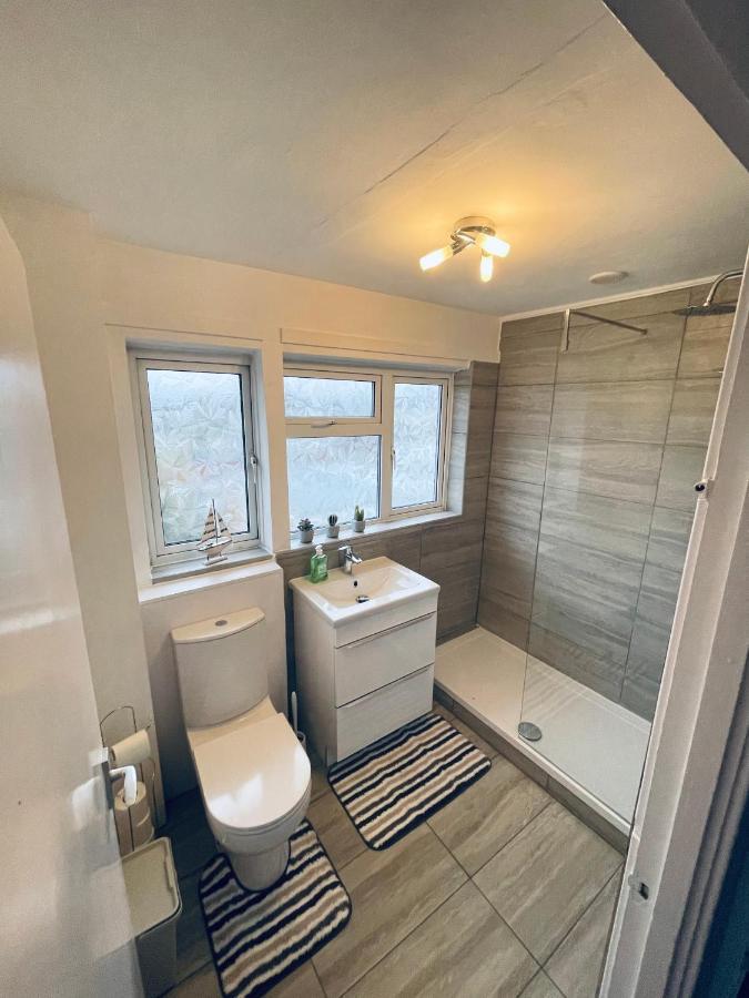 II Comfortable Room, Shared House Almondsbury Exteriör bild