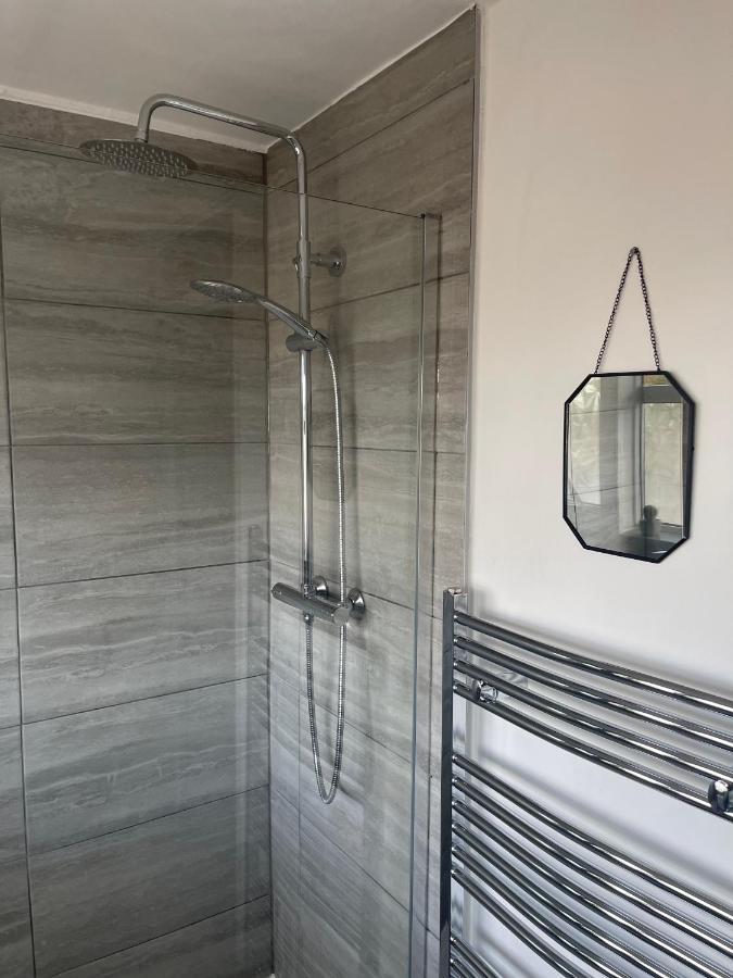 II Comfortable Room, Shared House Almondsbury Exteriör bild